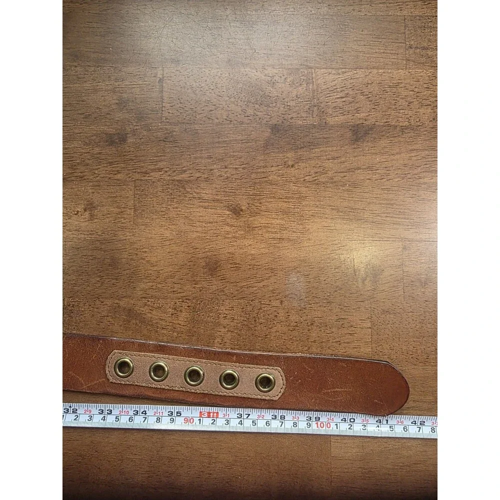 Vintage American Eagle Brown Leather Grommet Belt Size Medium